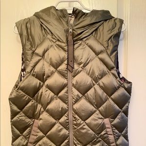Lululemon The Fluffiest Vest 2 Goose Down